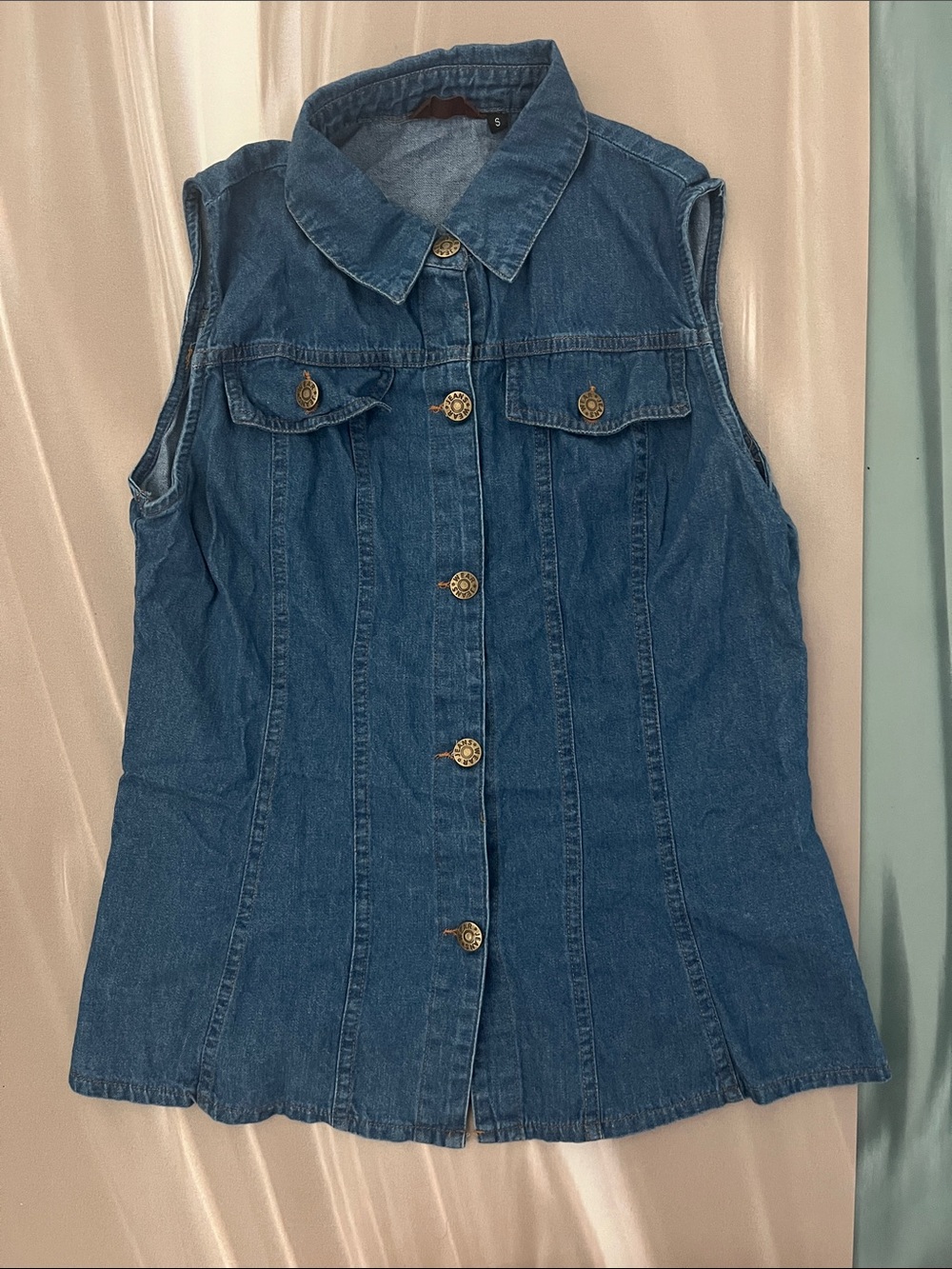 Classic Dark Blue Denim Sleeveless Button Vest shirt tank Women’s small